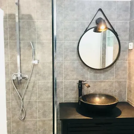 Studio 4 Personnes Avec Piscine, Tennis Apartamento Hyères